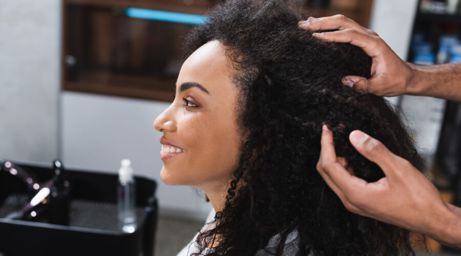 6 Amazing Hairstyles For Curly Hair